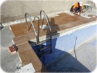 Colocaci&oacute;n de suelo de piscina